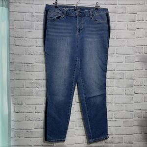 Westport 1962 Signature Skinny Tuxedo Strip Jeans 14